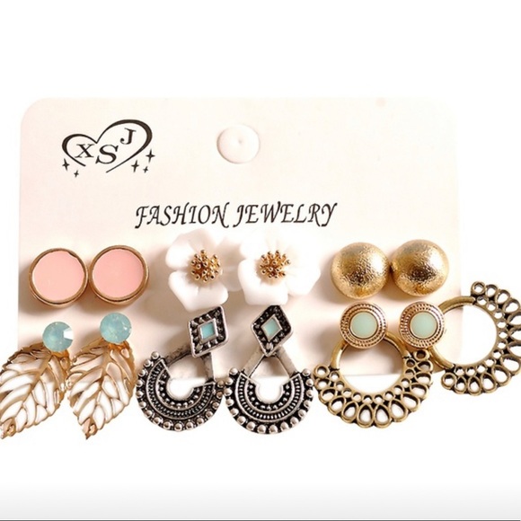 🔻PRICE TO SELL🔻FINAL🔻FASHION EARRINGS 6 PAIRS - Picture 2 of 5